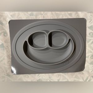 ezpz The Mini Mat Suction Plate Toddler Baby Baby-Led Weaning